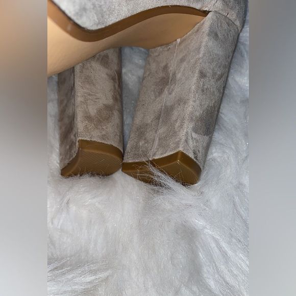 STEVE MADDEN CARRSON TAUPE SUEDE - Picture 6 of 12